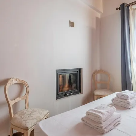 Semesterbostad Small With Parking