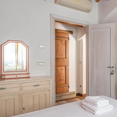 Small With Parking 피렌체