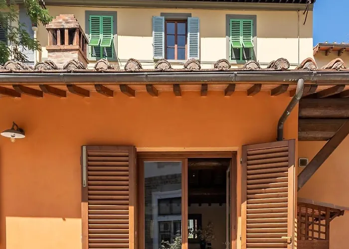 Small With Parking Feriehus